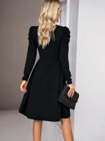Vestido elegante con cuello en V y manga G para mujer, ropa de color sólido, moda para otoño e invierno - details 12