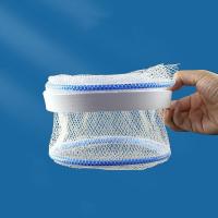 Red de cría de Guppy ventilada, red de nailon Permeable flotante para peces, caja de aislamiento portátil para tanque de peces, cría de peces - details 16