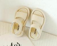 Sandalias de verano para niños y niñas, zapatos suaves y transpirables con gancho de color puro, a la moda, para la playa - details 6