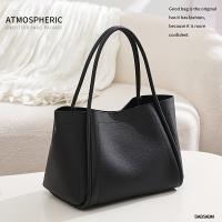 INS Bolso de mano suave retro elegante de inspiración coreana para mujer - Correa de hombro ajustable, cierre magnético, bolso espacioso para el trabajo, compras, regalo del día de la madre (marrón claro/rojo/negro), bolso vintage, accesorio sofisticado - details 0