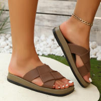 2025 nuevas zapatillas exteriores de verano para mujer, moda popular, versátil, fondo suave, baño, antideslizante, hogar, versión coreana, zapatillas geniales - details 4