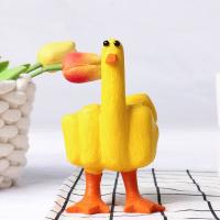 Nuevo bonito pato de resina creativo, artesanía, pato de dedo medio, decoración de escritorio, adorno para el hogar, 14,5 cm - details 6