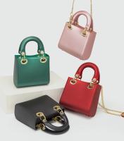 Bolso de Mano Lujoso y Ecológico ZhongT para Mujer Diseño de Moda Bolso Cruzado Pequeño y Cuadrado Versátil Regalo para el Día de la Madre - details 0