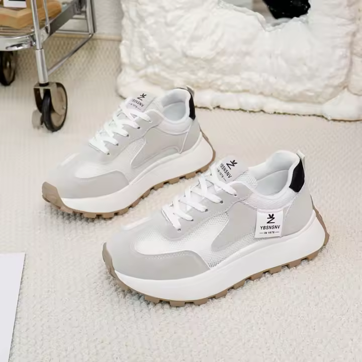 Zapatillas de Moda Verano 2025 para Mujer Estilo Coreano Comodidad Deportiva y Callejera con Plataforma de Aumento - 1