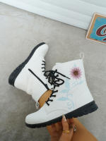 Botas cortas de cuero bordadas para mujer, zapatos planos al tobillo, deportivos, de mezclilla, estilo Chelsea, a la moda, invierno, 2023 - details 7