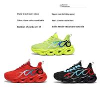 Zapatos deportivos de malla transpirables y ligeros para hombre de talla grande con borde cruzado, nueva suela suave de EVA, estilo moderno para correr y caminar - details 4