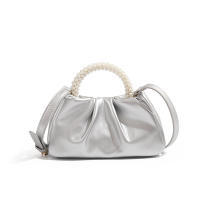 Bolso 2025 nueva moda de moda redonda perla portátil plisado nube bolsa nicho temperamento hombro bolsa de mensajero - details 4