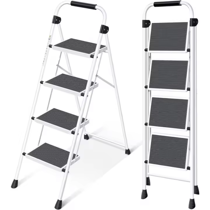 Escalera Plegable 4 Peldaños, Escalera de Tijera con Pedales Antideslizantes Anchos, Barandilla, Escalón Taburete de Acero Portátil Uso Hogar Cocina Oficina, Carga hasta 150 kg, Blanco - 1