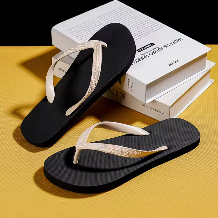 Chanclas de verano para hombre, nuevos zapatos de playa con punta versátil, ropa casual de moda, zapatillas geniales antideslizantes - 1