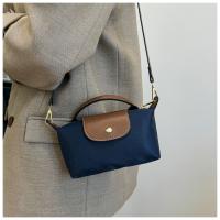 2025 bolso de moda bolso de mujer personalidad versátil pequeño bolso cuadrado ligero bolso de mensajero de hombro - details 32