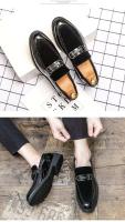 Nuevo Zapatos formales informales de terciopelo estilo francés a la moda color burdeos con remaches de Metal dorado para hombre - details 8