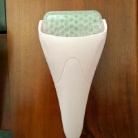 Rodillo de hielo de enfriamiento facial masajeador herramienta de elevación de la piel para el cuidado de la piel facial - details 6