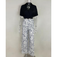 Conjunto casual de 2 piezas para mujeres, elegante, con cuello en V, blusas de manga corta y pantalones anchos estampados - details 10