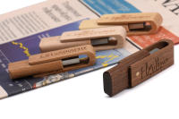 Unidades flash USB 3.0 de madera giratorias 128 GB Regalos de boda creativos Memoria USB 64 GB Pendrive de madera de arce 32 GB Dispositivos de almacenamiento USB3.0 16 GB Almacenamiento externo de alta calidad 8 GB Disco U resistente al agua 4 GB - details 3