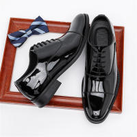 Vestido de cuero, zapatos de cuero de tres articulaciones, zapatos de hombre de charol blanco, zapatos de cuero casual. - details 4