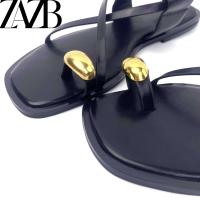Sandalias de playa de moda para mujer, informales, cómodas, con parte inferior plana y cadena de metal cuadrada - details 11