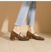 Zapatos sencillos estilo francés de tacón medio y punta cuadrada Merceditas - details 9