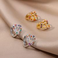 Pendientes de mujer con corazón de circonita hueca, Pendientes de oro con corazón de acero inoxidable, Joyas de lujo para parejas de novios, Regalos - details 8