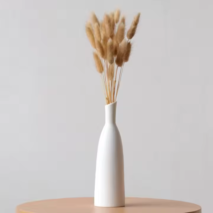 Jarrón Decorativo Moderno de Cerámica Blanca Ideal para Una Flor o Flores Secas - 1