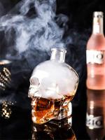 Botella de vidrio de alta calidad con forma de calavera de 750 ml, vaso de cerveza con cara de calavera de vino, vodka, whisky, tapa de café de madera - details 14