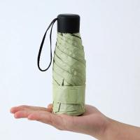 Mini paraguas plegable ultraligero de bolsillo para mujer, paraguas plegable a prueba de viento, paraguas compacto de viaje para lluvia para hombre, paraguas protector solar para exteriores Um - details 2