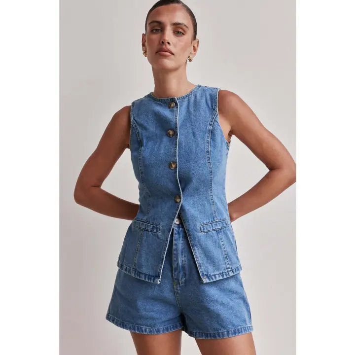 2025 primavera y verano nueva estación independiente de Amazon moda europea y americana cintura sin mangas cintura alta pantalones cortos sueltos conjunto de mezclilla - 1