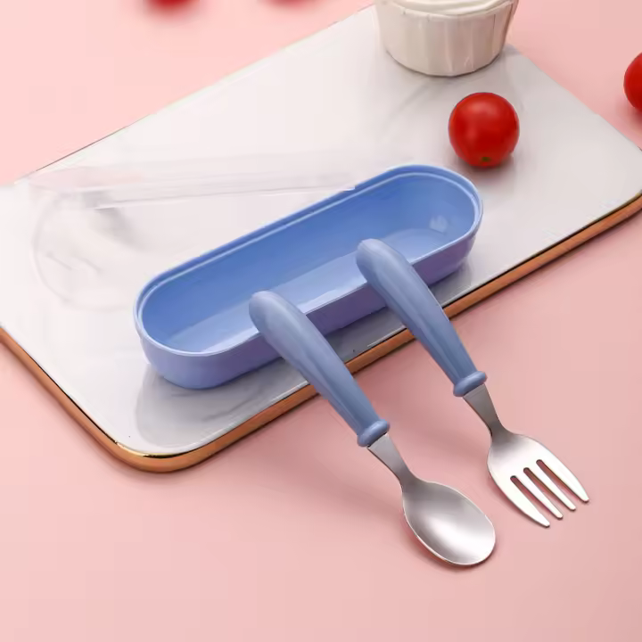 Juego de Cubiertos Pequeños de Acero Inoxidable 3 Piezas de Cuchara y Garfillo Portátil para Alimentación de Bebés Utensilios de Mesa para Niños - 1