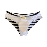 Traje de baño a rayas blancas y negras para hombre, calzoncillos profesionales sexys de Gira, ropa de playa de primavera - details 3