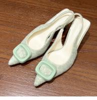 Sandalias de tacón alto con hebilla cuadrada y puntera, zapatos en la parte posterior - details 16