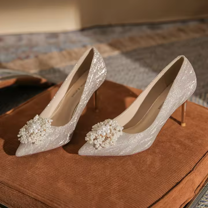 dama de honor, flores, fiesta de compromiso, perlas, zapatos de cristal, zapatos de boda, temperamento, estilo francés, tacones altos, brillo - 1