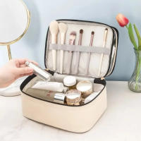 Bolsa de Lavado Portátil de Gran Capacidad Bolsa de Viaje Impermeable para Almacenamiento de Maquillaje Organizador de Belleza - details 2