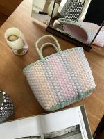 2025 nueva cesta de verduras, bolso de PVC a la moda de verano, bolso tejido a mano, bolso de mano a rayas de retales, bolsos de playa, monederos y bolsos - details 2