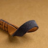 LLavero de cuero genuino hecho a mano para hombre, colgante de cuero de vaca, resistente al desgaste, creativo, personalizado, regalo - details 4