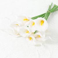 Ramos de Flores Artificiales de Cala Lili Bolso de Boda Blanco de 5 Piezas - details 15