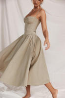 Vestido de mujer sin mangas y hombros, diseño elegante, vestido de corte - details 5