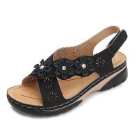 Sandalias planas de mujer a la moda de verano. - details 1