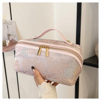 Bolsa de maquillaje vintage portátil de gran capacidad bolsa de tocador portátil para almacenamiento de cosméticos - details 0
