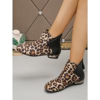 Botas cortas con estampado de leopardo para mujer, botas planas de tacón bajo de talla grande, novedad de Otoño de 2024 - details 24