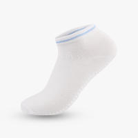 Calcetines deportivos antideslizantes para mujer, medias de silicona para yoga y baile en interiores - details 7