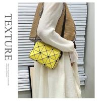 Bolso tipo caja de Cupido acolchado de estilo japonés, nuevo Mini bolso de hombro geométrico, bolso cruzado para teléfono - details 12