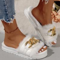 Pantuflas de otoño/invierno 2024 para mujer, nuevas pantuflas de lujo con hebilla de metal, pantuflas peludas con cadena, sandalias para el hogar, pantuflas de moda. - details 3