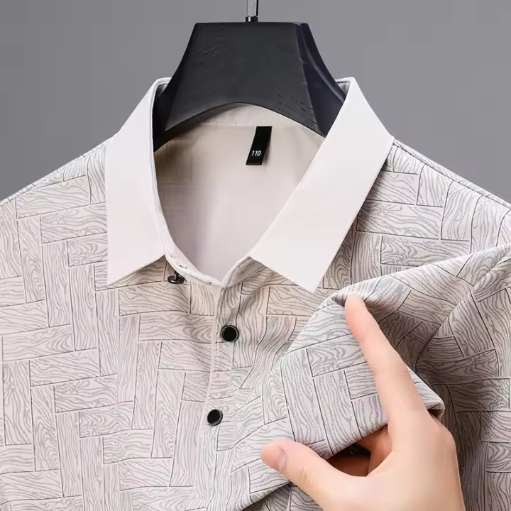 Polo de Moda Casual para Hombres en Verano Manga Corta, Estilo de Pecho, Impresión, Look de Papá - 1