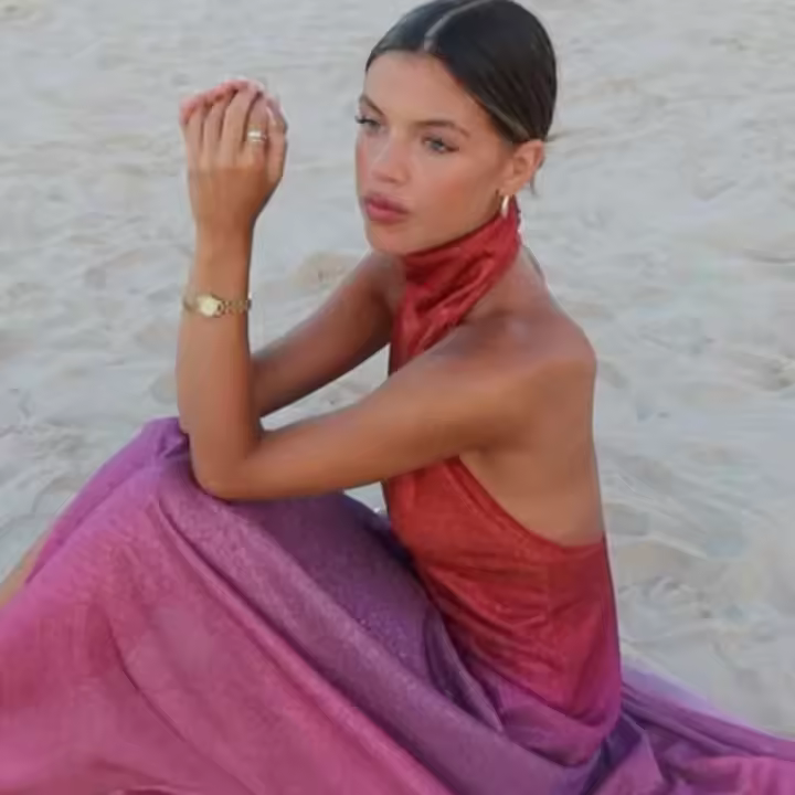 Vestido Halter sin Espalda de Colores Arcoíris Moda de Playa de Primavera 2025 para Mujeres - 1
