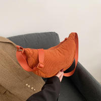 Bolso Cruzado Semi-Luna Bolso de Hombro de Pana Casual para Mujeres Bolso de Mano de Viaje de Color Sólido - details 5