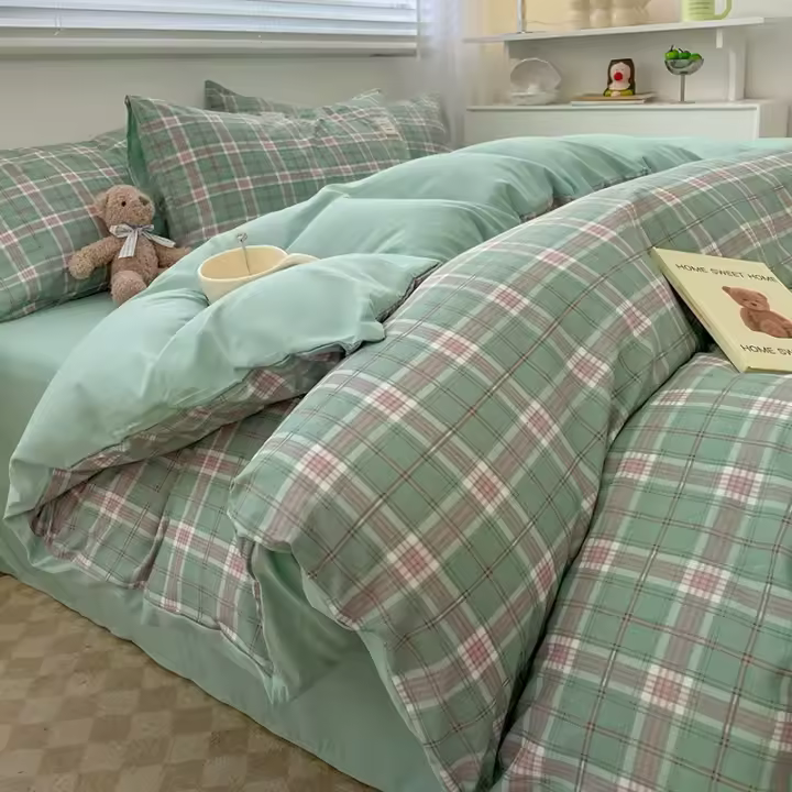 Juego de Ropa de Cama de Algodón Lavable con Patrón a Cuadros Nórdico Cubierta de Edredón, Funda de Almohada, Sábana Tamaño Rey y Raina Conjunto de Ropa de Cama - 1