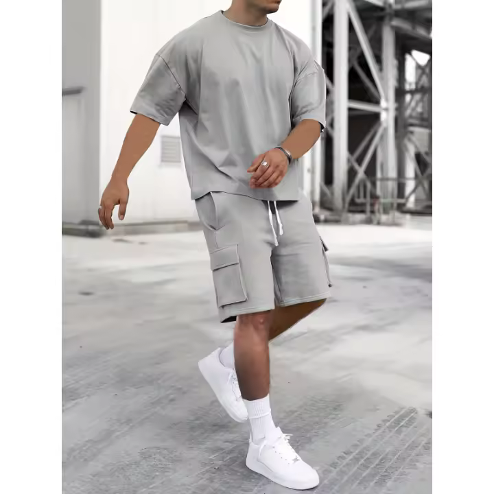 Tela transpirable] Conjunto de ropa deportiva beige para hombre: camiseta de poliéster con cuello redondo y pantalones cortos con cordón, lavable a máquina, comodidad de verano - 1