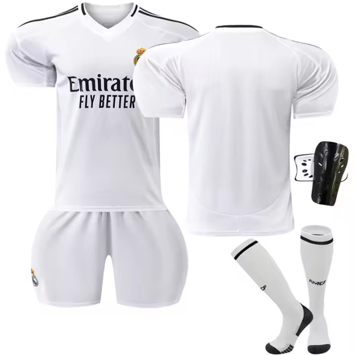 Réplica oficial del uniforme local del Real Madrid 2024/25 - Para adultos/niños - Con camiseta + pantalones cortos + calcetines + almohadilla - 1