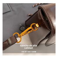 Bolso premium mujer nuevo bolso de mensajero versátil moda portátil pequeño bolso cuadrado marea - details 13