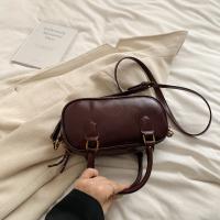 Bolso de hombro convertible para mujer - Bolso Boston con correa desmontable, detalles en tonos dorados y cierre de cremallera, marrón café/negro, versátil para uso informal y formal, bolso pequeño cruzado, accesorio de viaje, bolso elegante, herrajes pul - details 6