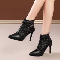 Botas huecas 2025 Primavera Verano Nuevas de tacón alto para mujer Elegantes Stiletto Malla Transpirable Punta puntiaguda Negro - details 4